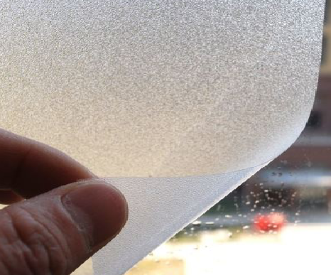 贵港玻璃门外面粘广告用什么材料好？